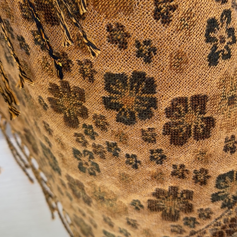 Orange black gold Pashmina 100% pashmina from Jordan NWOT - Picture 4 of 7